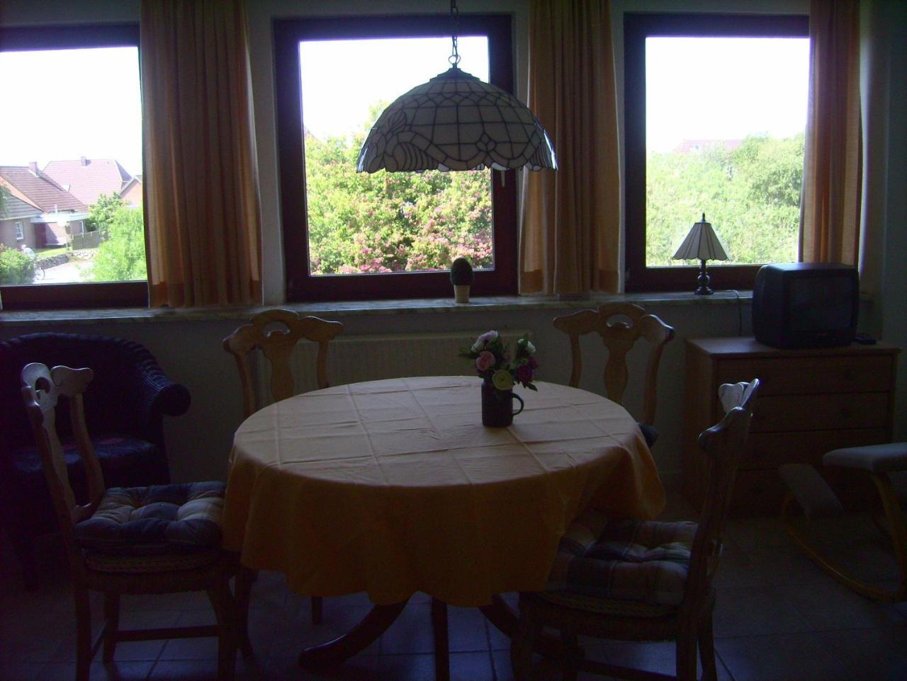 Haus-Halligblick-Ferienwohnung-Hamburger-Hallig Dagebüll Esterno foto